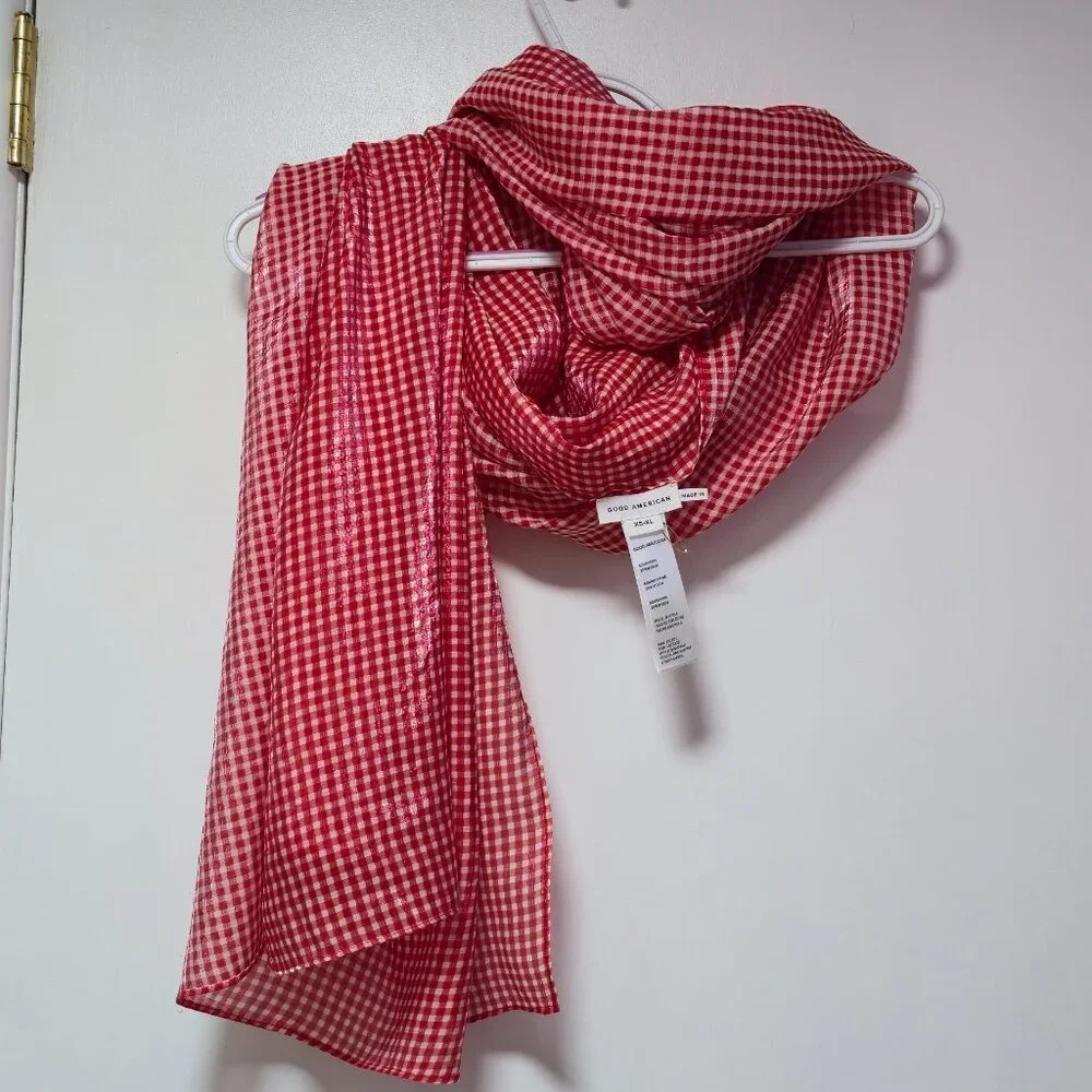 Red and White Checkered Good American Scarf Shiny New